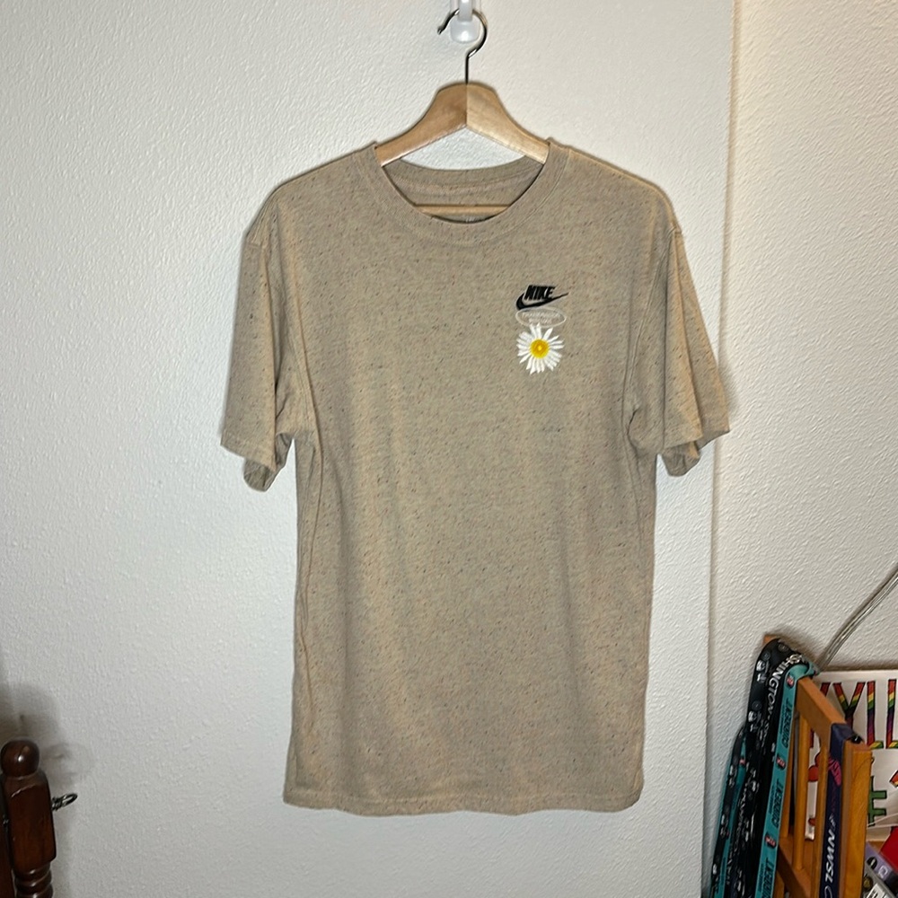 Nike Sportswear Loose Fit Tan Tee